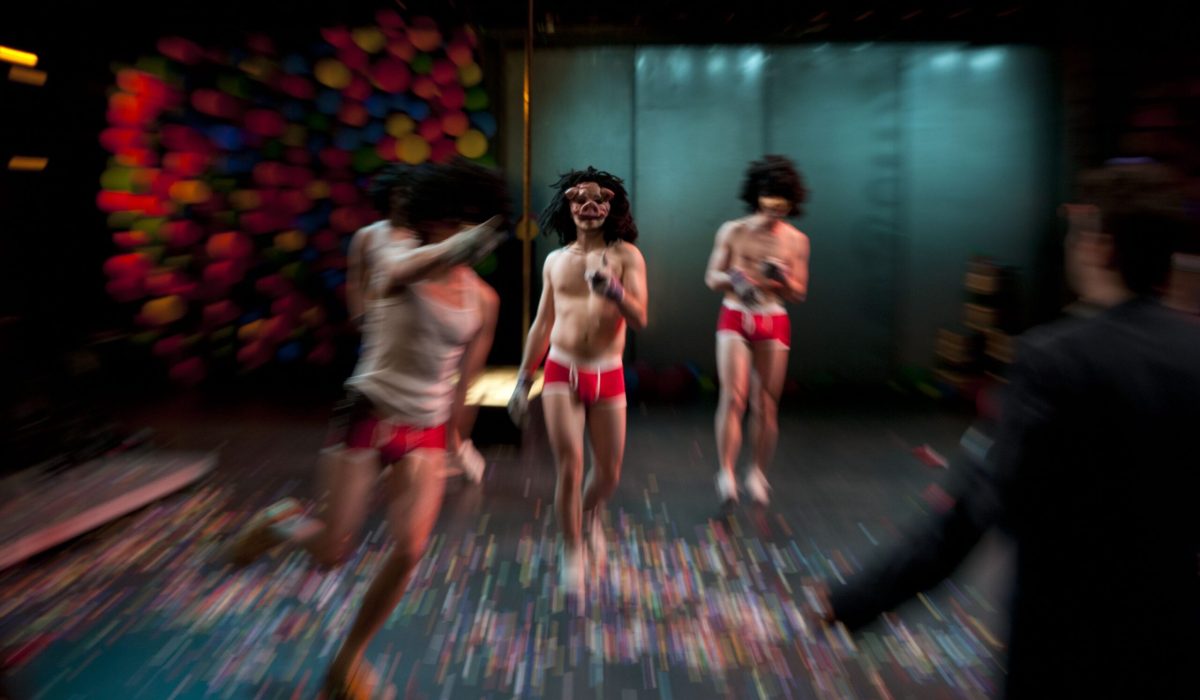 TAMING OF THE SHREW
BY WILLIAM SHAKESPEARE
DIRECTED BY LILEANA BLAIN-CRUZ
Yale School of Drama 3/16/11
(C) T Charles Erickson
photoshelter.com/c/tcharleserickson
tcepix@comcast.net